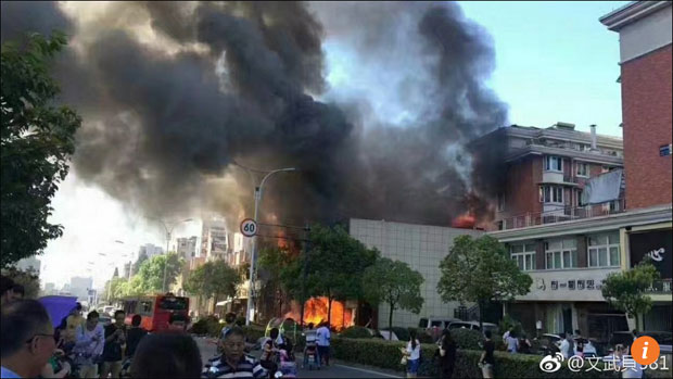 ЕКСПЛОЗИЈА У РЕСТОРАНУ У КИНИ: Погинуле најмање две особе, повређено 55  (ФОТО / ВИДЕО)