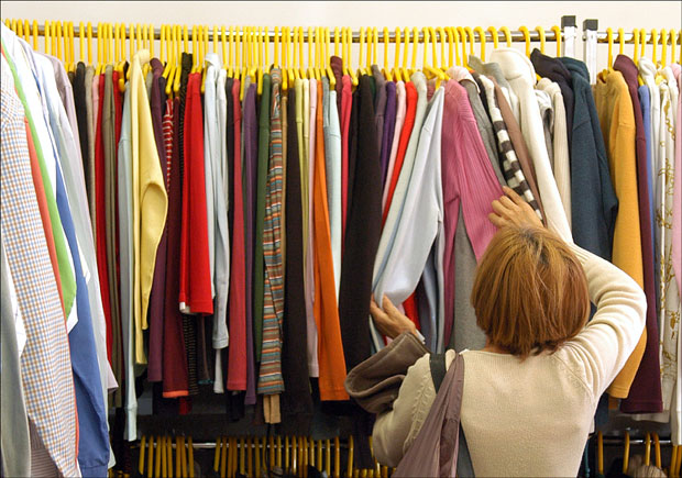 ПОЛОВНО ЈЕ ИН: У секнд хенд радњама све више муштерија