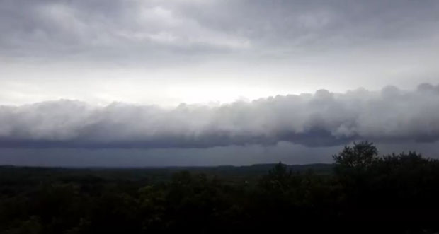 ВИДЕО: 6.000 удара грома у Италији, невреме стигло и у Хрватску