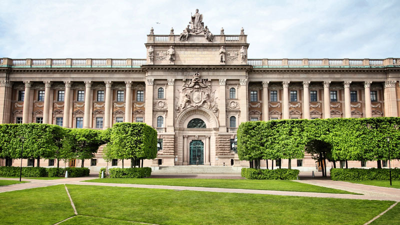 Због Срба уздрмана влада у Стокхолму