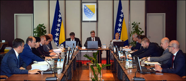 РС НЕЋЕ ПЛАН О СИГУРНИМ ФОТЕЉАМА: БиХ одбила  ротацију  министара