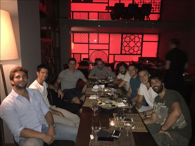 Новак на вечери са кошаркашима