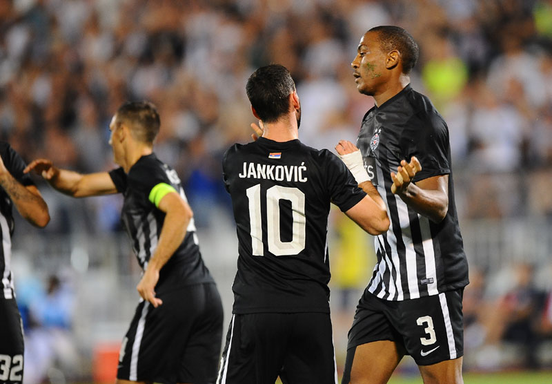 Играчи Партизана верују да прича није завршена: Можемо да прођемо Грке