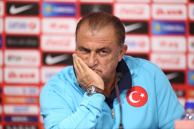 ОТКАЗ ФАТИХУ ТЕРИМУ: Селектор тукао кафеџију, турски савез га отерао (ВИДЕО)