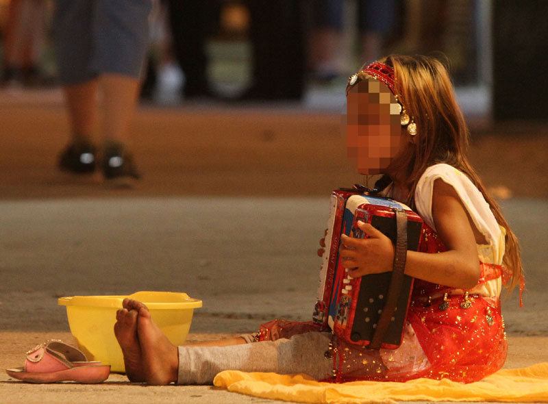 Годишње бар стотинак жртава трговине људима