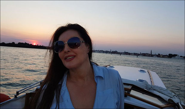 Драгана Мирковић ужива породично у Италији : Из Венеције на крузер