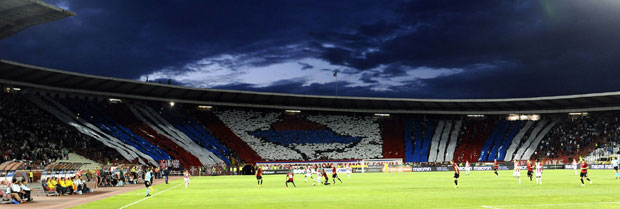 СЈАЈНА АТМОСФЕРА НА “МАРАКАНИ”, Срби и Чеси заједно: Косово је Србија (ВИДЕО)