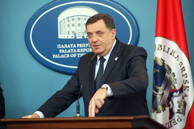 ЕУ не разматра увођење санкција Додику