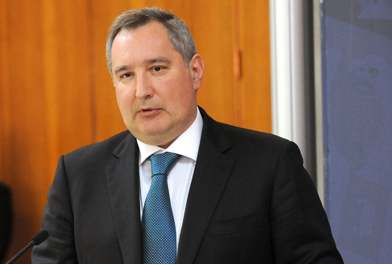Рогозин: Русија спрема одговор због забране прелета авиона