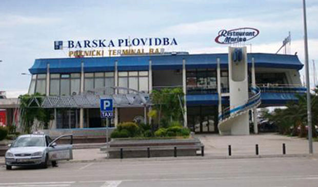 Барска пловидба плови ка Бермудском троуглу