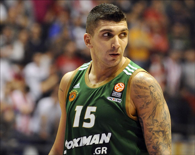 Звезда: Ајверсон у ауту, Батиста у игри