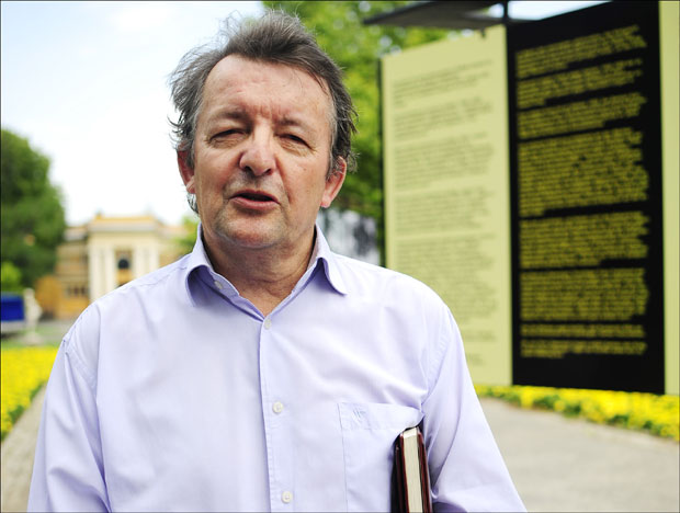 Вељко Ђурић Мишина: Светлопис ужаса