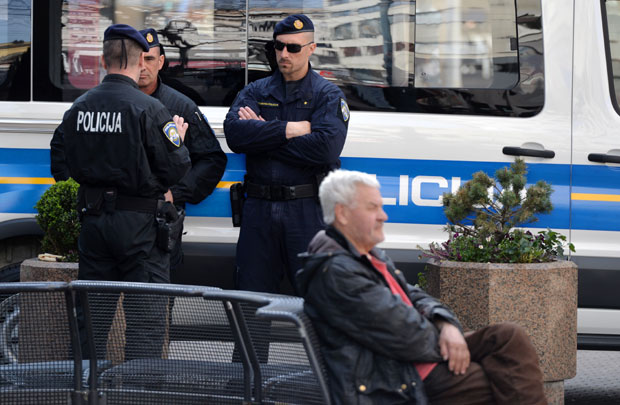 Дивљање аутомобилима у Сплиту