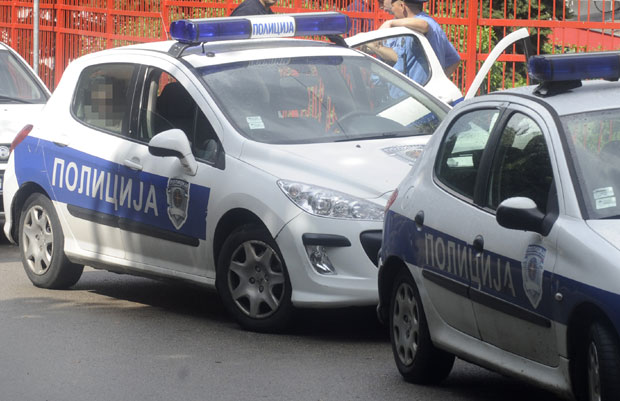 Ваљево завијено у црно: Мала Неда погинула у стравичном удесу кад је испала из аута