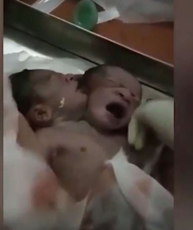 Prvi put teen sex vids