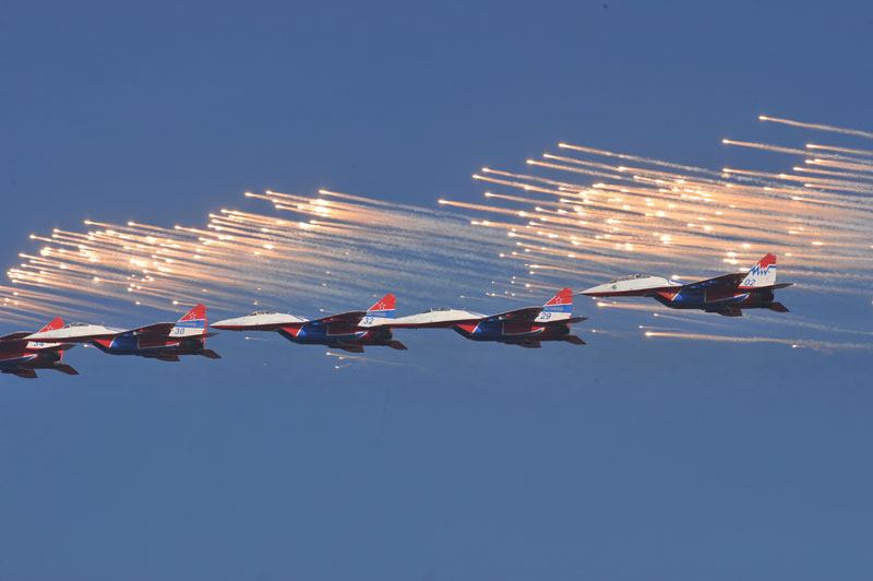 Успешан приказ модерне Војске Србије Слобода 2017;  Стрижи одушевили публику (ФОТО+ВИДЕО)