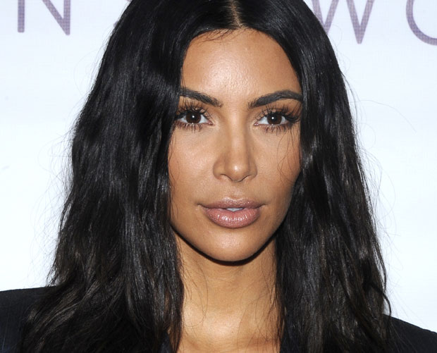 Како се Ким Кардашијан бори против подочњака