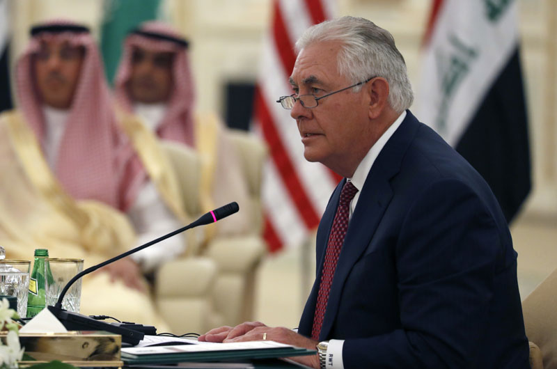 Тилерсон: Иранци који се у Ираку боре против ИС морају да оду