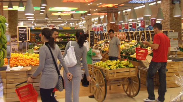 Црна Гора: У корпи две плате