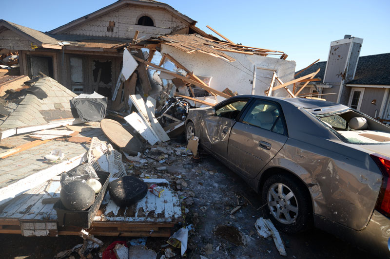 Оклахомом тутњала 4 торнада,твистер на концерту Бич бојса