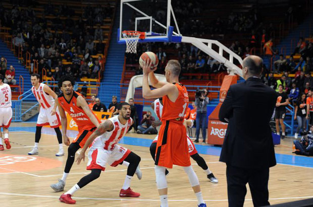 ЗДОВЦ ПРЕЦРТАО ЗВЕЗДУ: Најјача смо екипа у лиги, морали смо ово да добијемо