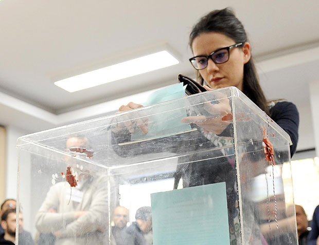 Ракићу трипут више гласова него Ивановићу