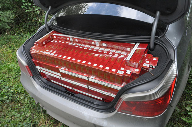 Ко призна шверц, пола му се прашта