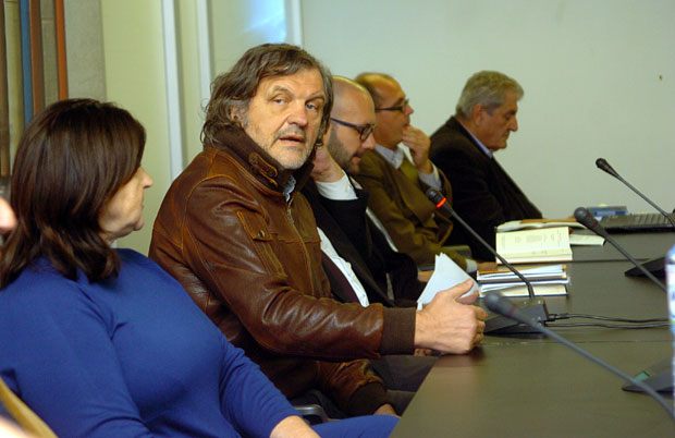 Кустурица: Што Херту нису повели у Шумарице, али да ћути?