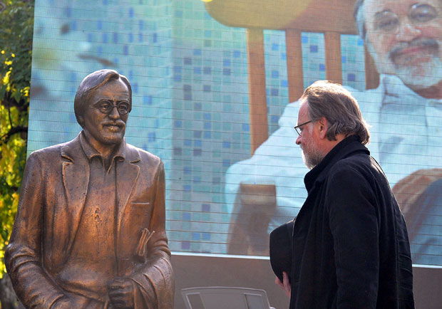 Лаушевић у Врњачкој Бањи открио статуу Гаги