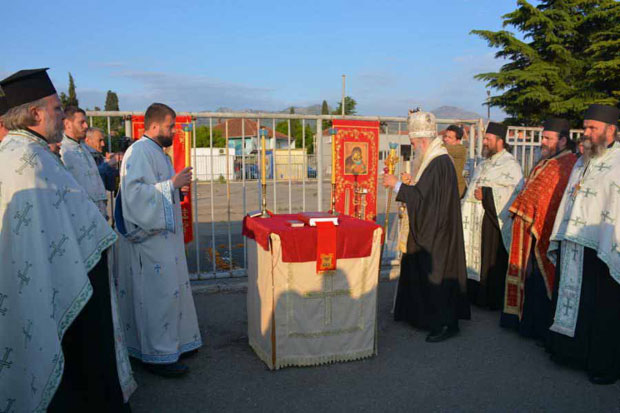 Перионицу граде на Конику уместо богомоље!
