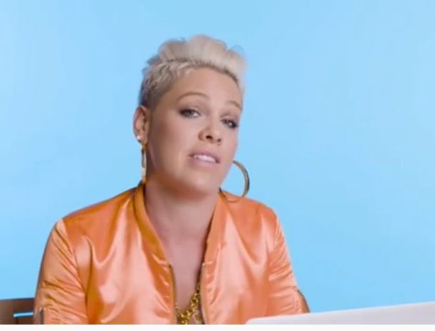 Пинк одушевљена музичарима из Србије (ВИДЕО)