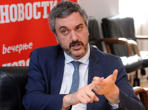 Чадеж у борду директора Еврокомора