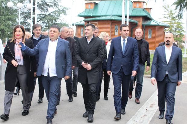 Ђорђевић обишао Завод за смештај одраслих лица у Крагујевцу