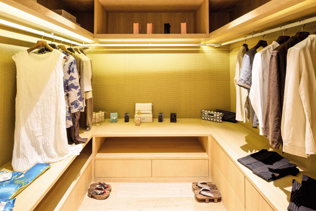 Осветлите гардеробер