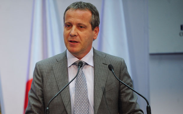 Словенац Шолтес - нови известилац Европског парламента за КиМ
