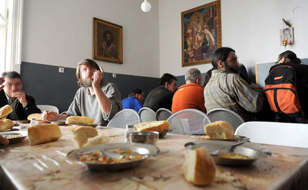 Социјалне карте: Центри нису умрежени, немоћни против превара