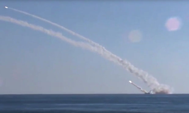 Русија са подморнице испалила ракете на базу Исламске државе
