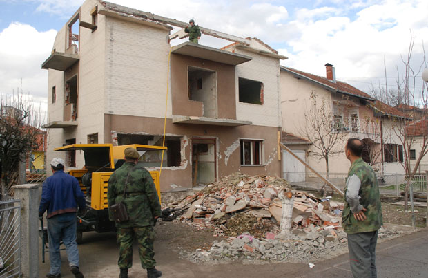 Још видају ране од земљотреса