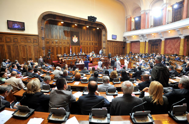 И сутра о амандманима на образовне законе, дан четврти