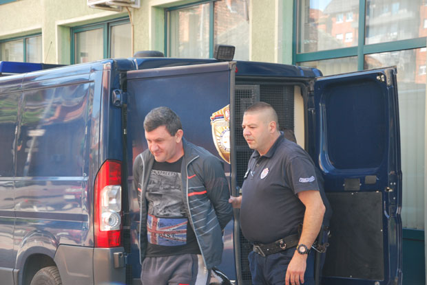 За силовање пасторке 15 година