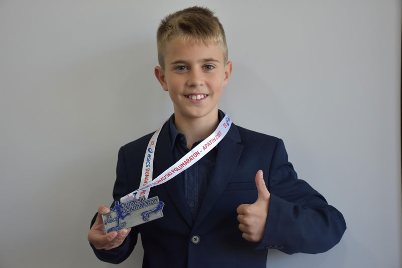 Случајно се затрчао па освојио злато