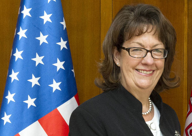 Амбасадорка САД: Укинути одлуку о референдуму у РС