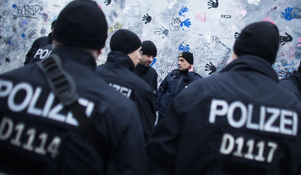 Велт: Мигранти у полицији Берлина, први хитац питање времена