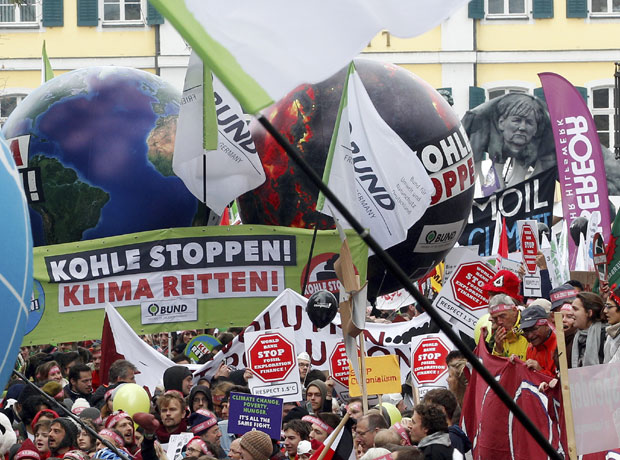 Протест у Бону уочи самита о климатским променама; Самит почиње у понедељак (ФОТО)