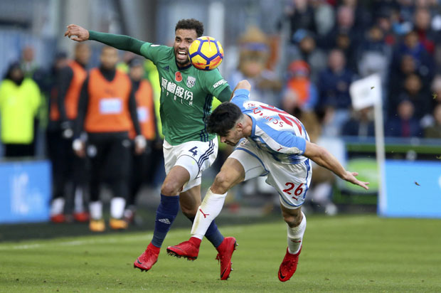 ПРЕМИЈЕР ЛИГА: Тадић замењен, Митровић резерва 