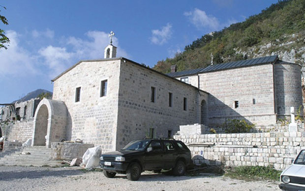 Чувени Стањевићи: Манастиру нови сјај
