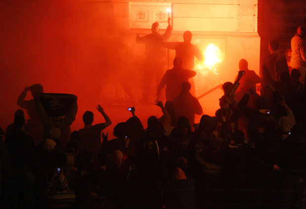 Условне казне за паљење Амбасаде САД