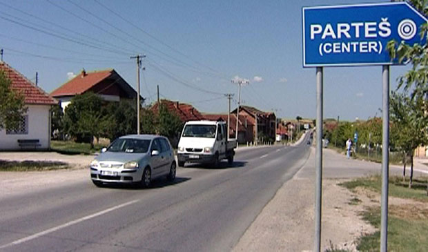 ПЛАН ПРИШТИНЕ: Поражене гурају на чело Партеша