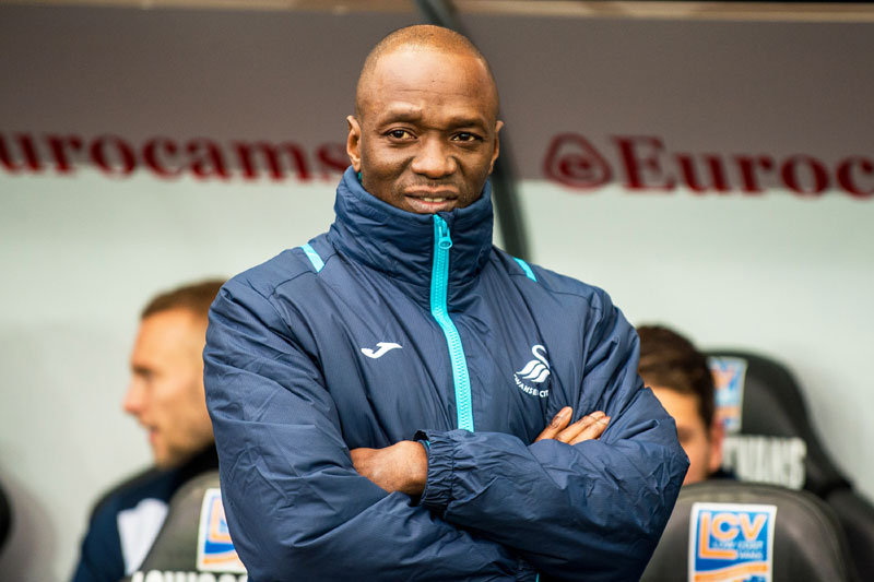 Макелеле на клупи Еупена 