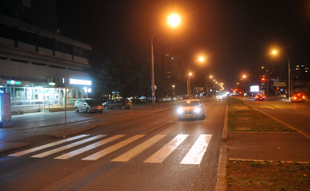 Кеба аудијем ударио девојку на пешачком прелазу; Није био под дејством алкохола?